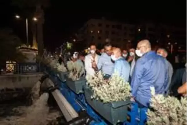 Başkan Soyer, Bostanlı Ahırkuyu Deresi'ndeki çalışmaları inceledi