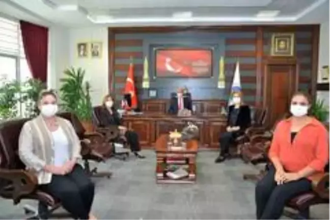 Kadın Girişimciler, Rektör Karakaya'yı ziyaret etti
