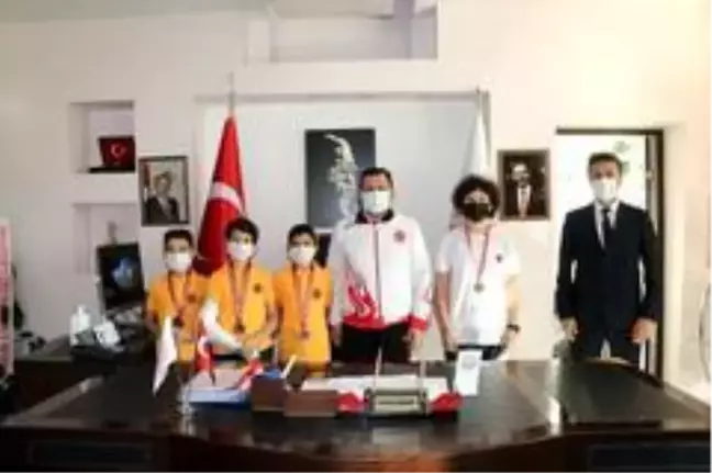 Karate sporcularından Kabakcı'ya ziyaret