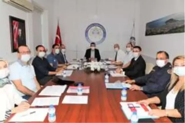 Alanya'da kadına yönelik şiddet için toplandılar