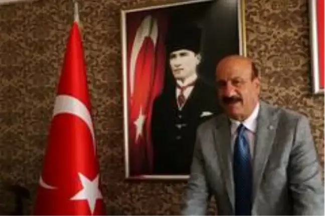 Başkan Kırkpınar'dan Kandil ve Cumhuriyet Bayramı mesajı