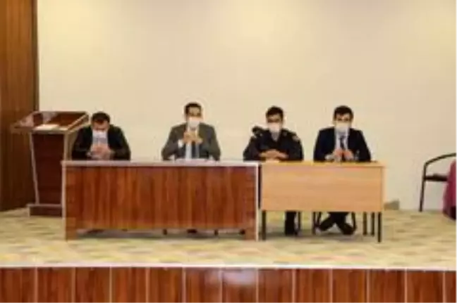 Kaymakam Soyu'dan muhtarlar ile Korana virüs toplantısı