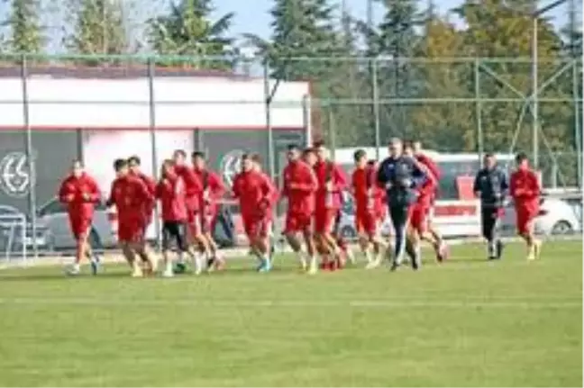 Eskişehirspor kupa mesaisine başladı