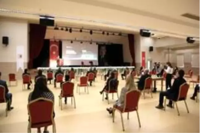 Doğuş Üniversitesi 10 Kasım Atatürk'ü anma töreni düzenledi