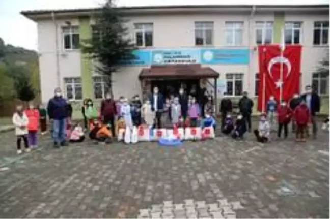 Ordu'da gençlere spor malzemesi desteği