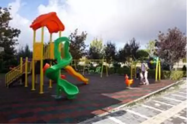 Akyurt'ta parklar yenilendi