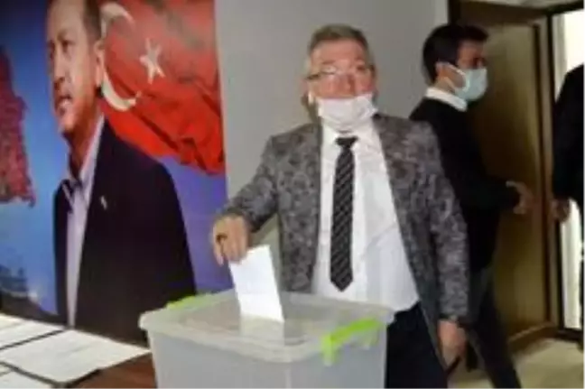 AK Parti Bilecik İl Başkan adayının belirlenmesi için temayül yoklaması başladı