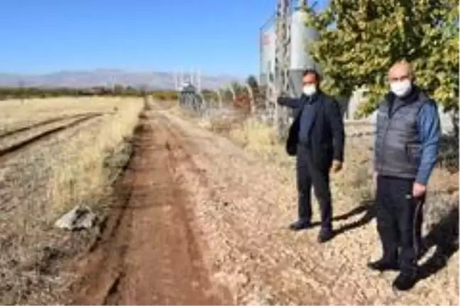 Aydınlar Mahallesi sakinleri Yeşilyurt'a bağlanmak istiyor