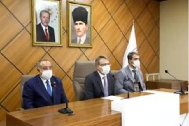 Vali Kadir Ekinci,