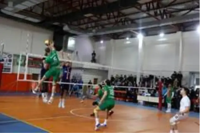 Cizre Belediyesi erkek voleybol takımı ilk yarıyı namağlup tamamladı