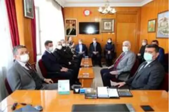 Vali Ali Çelik: Aslanapa için elimden gelen desteği vereceğim