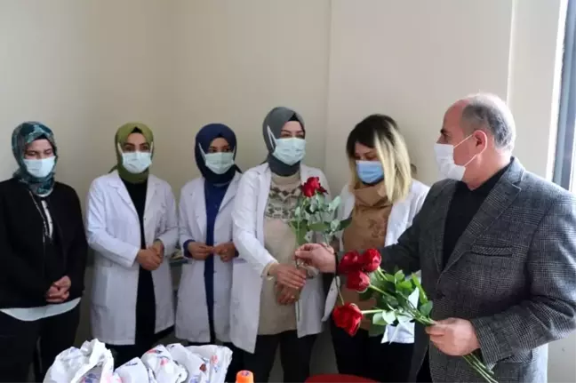 Başkan Yaptırmış 8 Mart Kadınlar Gününü kutladı