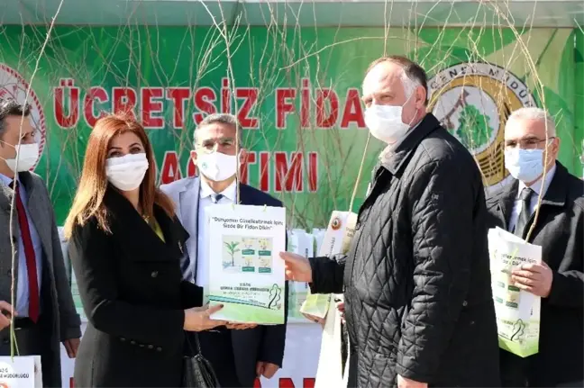 Elazığ'da İpekböceği yetiştiricilerine 26 bin fidan desteği