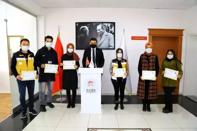 Hadim'de sağlık çalışanları başarı belgesi ile ödüllendirildi