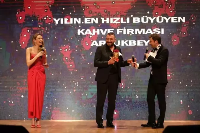 Artukbey Kahve en hızlı büyüyen kahve markası ödülü aldı