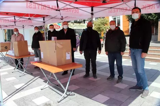 Devrek Belediye Başkanı Bozkurt kandil simidi dağıttı