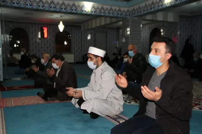 Varto'da Berat Kandili programına yoğun ilgi