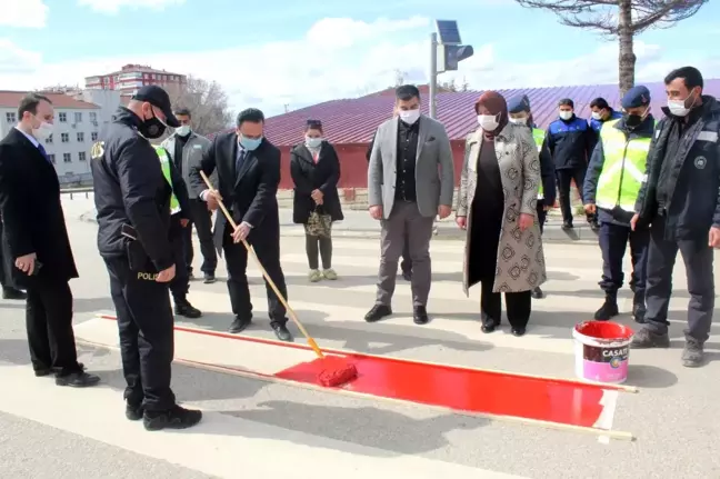 Akyurt'ta 'Yayalar Kırmızı Çizgimizdir' uygulaması başladı
