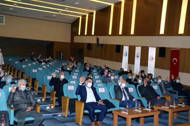 Türkiye'de son 24 saatte 243 bin 738 Kovid-19 testi yapıldı, 40 bin 806 kişinin testi pozitif çıktı, 176 kişi hayatını kaybetti.