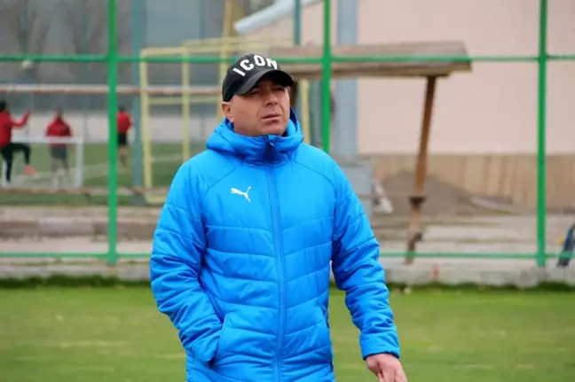 Özer Karadaş: