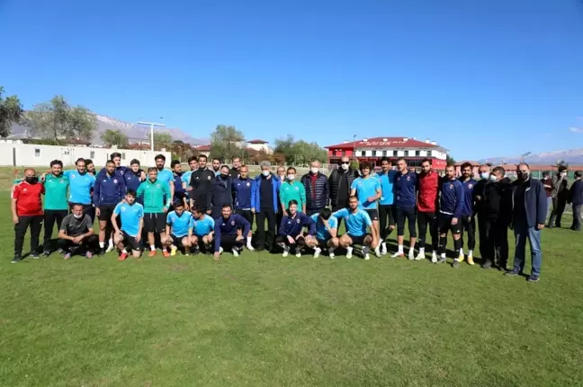 Vali Makas 24Erzincanspor'a başarılar diledi