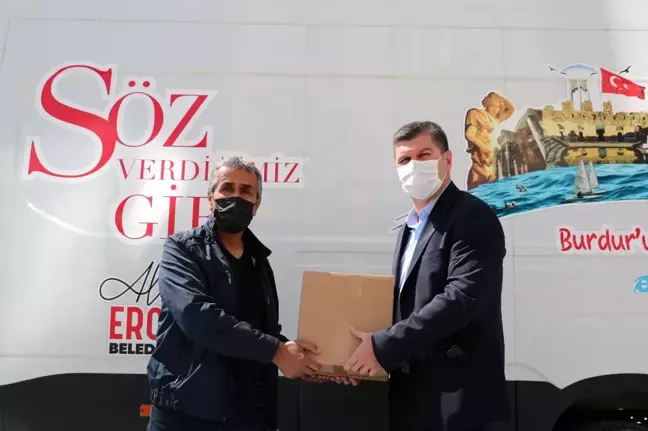Başkan Ercengiz'den kantin işletmecilerine gıda kolisi