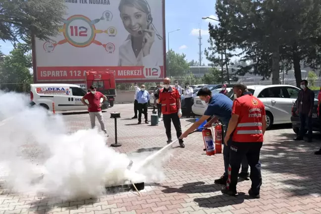 Isparta'da 112 Acil Çağrı Merkezi personeline yangın eğitimi verildi
