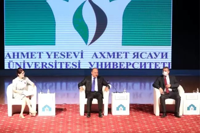 Ahmet Yesevi Üniversitesi Mütevelli Heyet Başkanı Prof. Dr. Muhittin Şimşek, Türkistan'da Öğretim Üyeleri ile Toplantıda Bir Araya Geldi