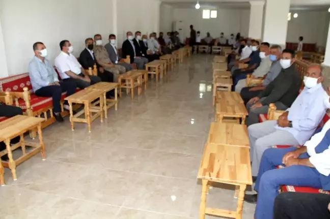 Kaymakam Türkmen vatandaşlarla bir araya gelmeye devam ediyor
