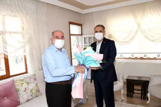 Son dakika haberi: Vali Çuhadar'dan şehit babalarına ziyaret
