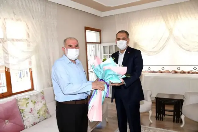 Babalar Günü'nde Şehit Babalarına Anlamlı Ziyaret