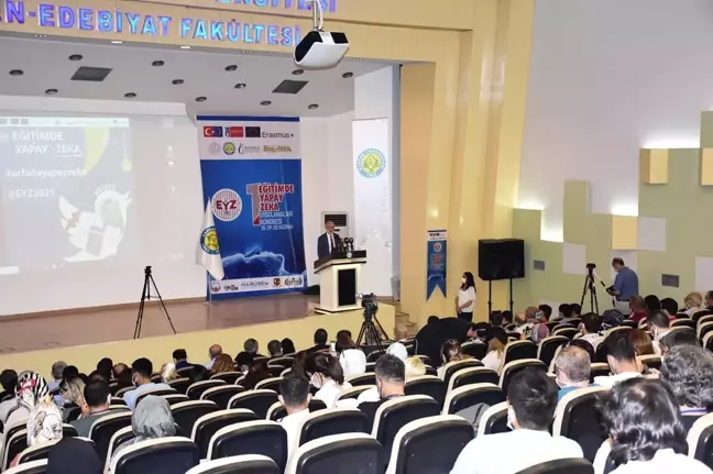HÜRÜ'de birinci ulusal eğitimde yapay zeka konseri