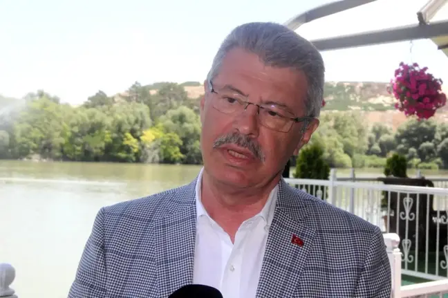 Akay: