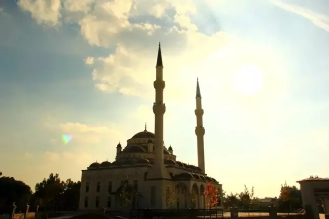 Eşari kimdir? Ebü'l Hasan Eş'ari hangi dönemde yaşamıştır, eserleri nelerdir?