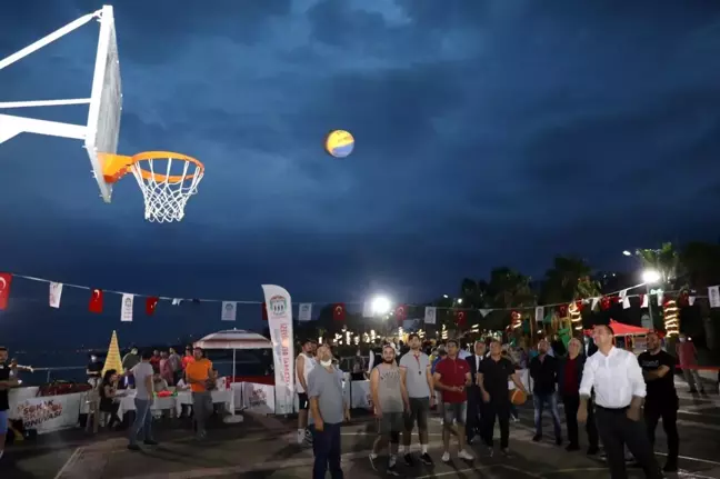 Akçaabat'ta 3x3 sokak basketbol turnuvası başladı