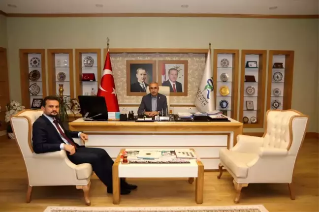 Türkiye Ulusal Ajansı Başkanı Rektörümüzü Ziyaret Etti