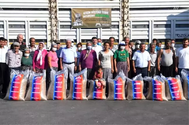 Mersin Büyükşehir'den Yangın Mağduru Üreticilere Yem Desteği