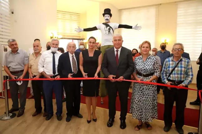 Efeler'de Atatürk'ün nadir fotoğraflarının yer aldığı müze açıldı