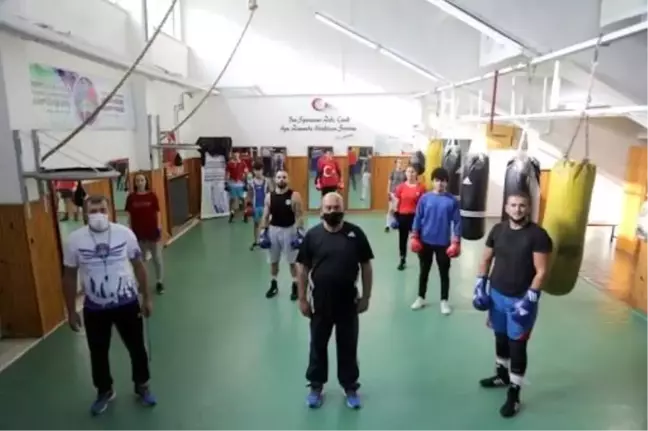 Ordulu boksörlerden yoğun tempo