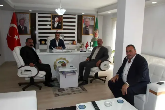 Başkan Aral'a 'Çiftçi Dostu Şeref Belgesi' verildi