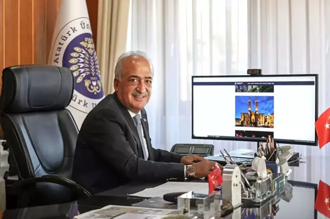 Rektör Çomaklı, fotoğraf yarışmasında oyunu kullandı