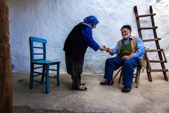 Yaşlanmak Sabit Bir Süreç Değildir