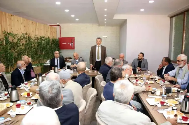 Gönen'de Müftülükten emekli imamlara vefa