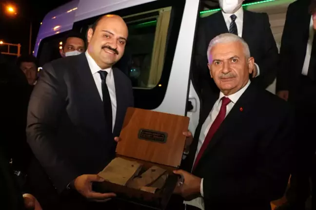 BİNALİ YILDIRIM'A AZİZİYE'DE EHRAM SÜRPRİZİ