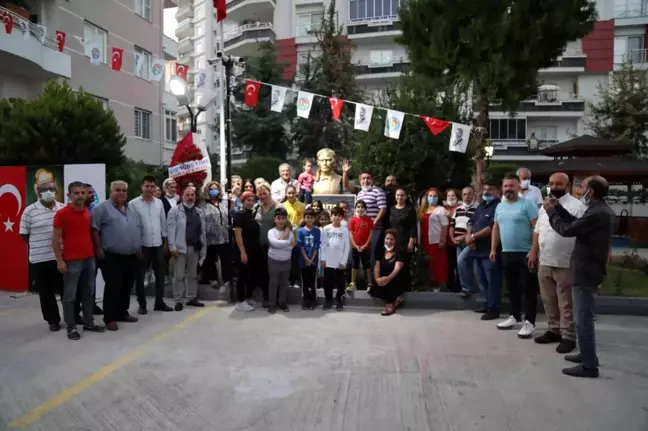 Mezitli'de Atatürk büstlü sitelere bir yenisi daha eklendi