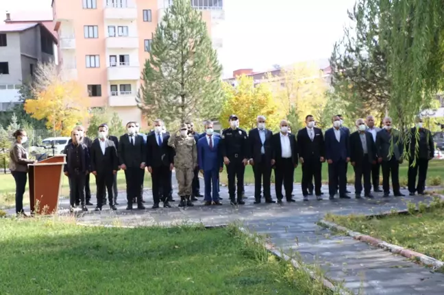 Hizan'da 19 Ekim Muhtarlar Günü kutlandı