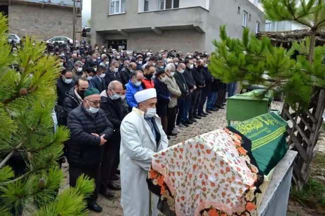 Son dakika... Tokat'ta trafik kazasında ölen 2 kişi toprağa verildi