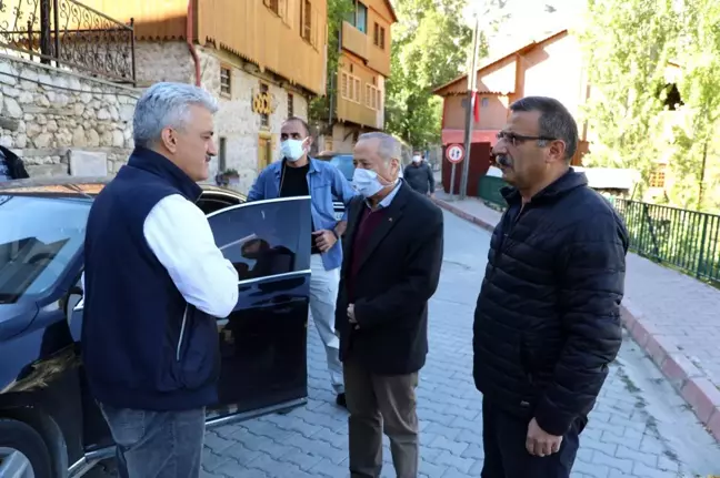 Sayın Valimiz Mehmet Makas, Kıbrıs Gazisi Osman Nuri Gültekin'in ailesine taziye ziyaretinde bulundu