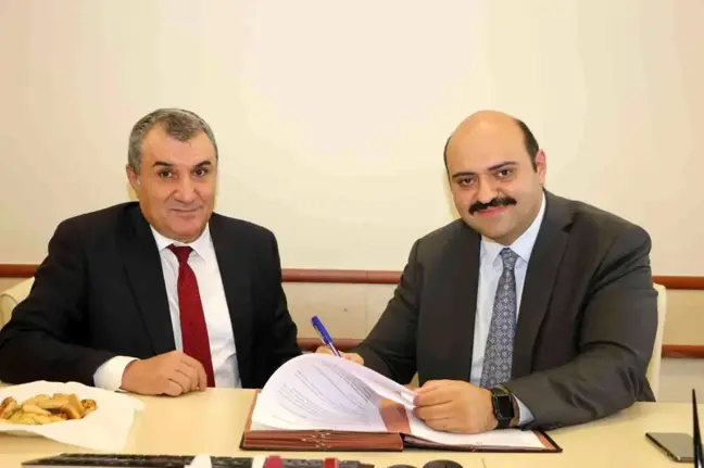 Aziziye Belediyesi'nin kapıları mühendis adayları için açıldı