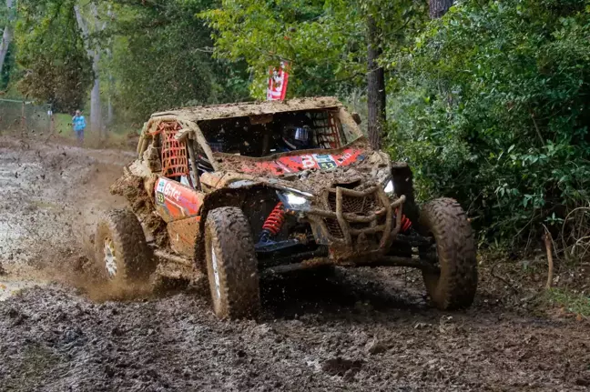 Sinop'ta Zorlu Offroad Mücadelesi